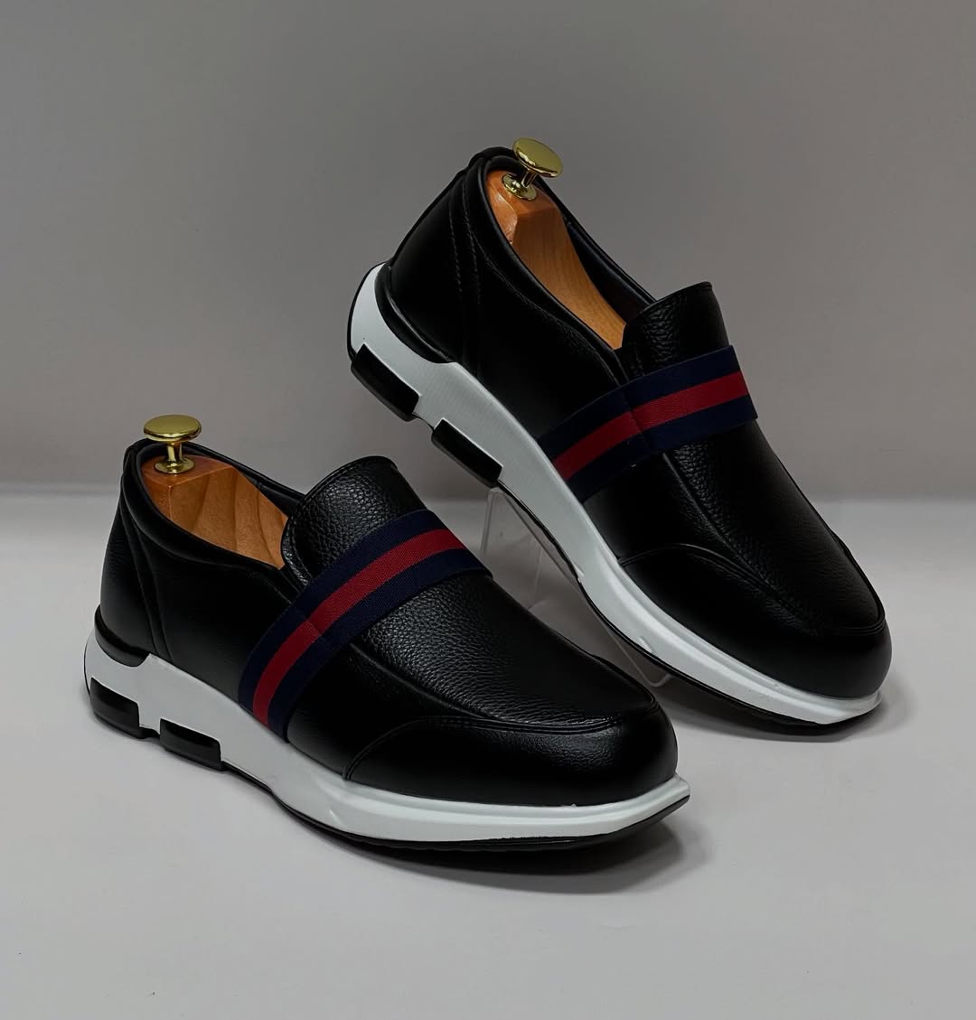 Men's casual leather slip-on shoes