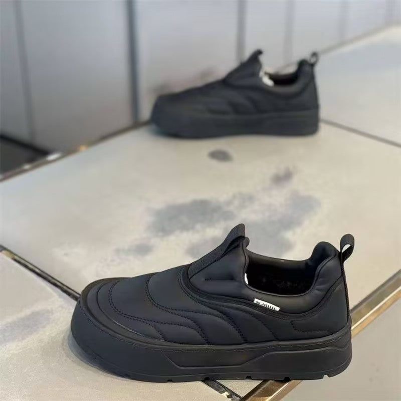 Men's comfortable casual slip-on shoes