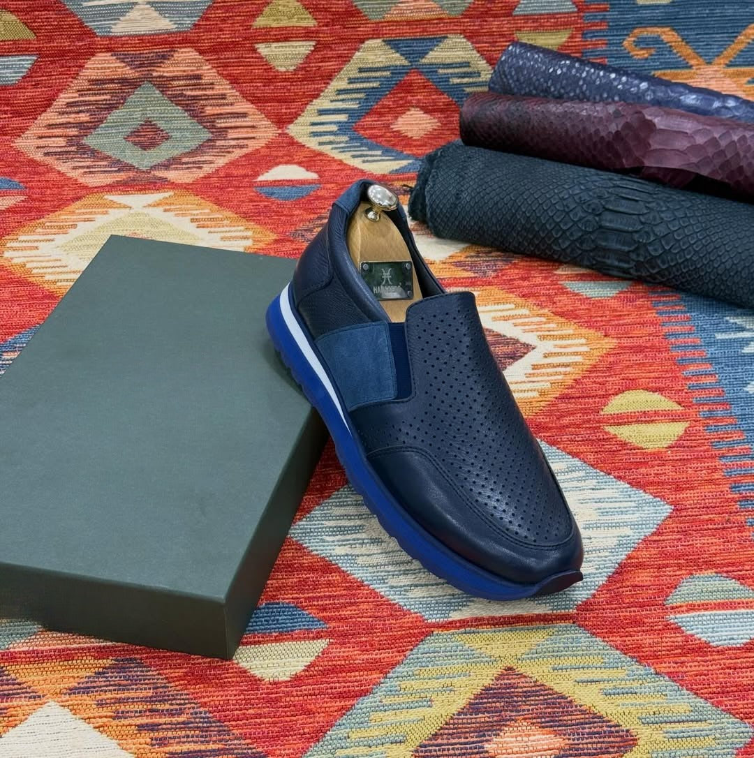 Men's mesh breathable slip-on shoes