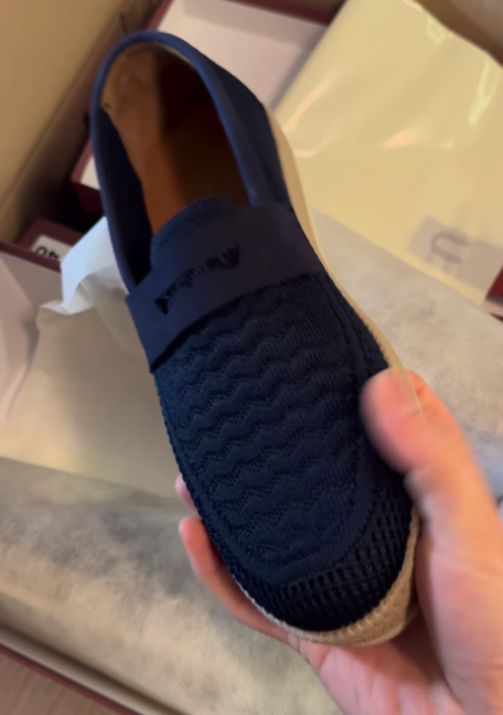 Men's casual and comfortable slip-on shoes