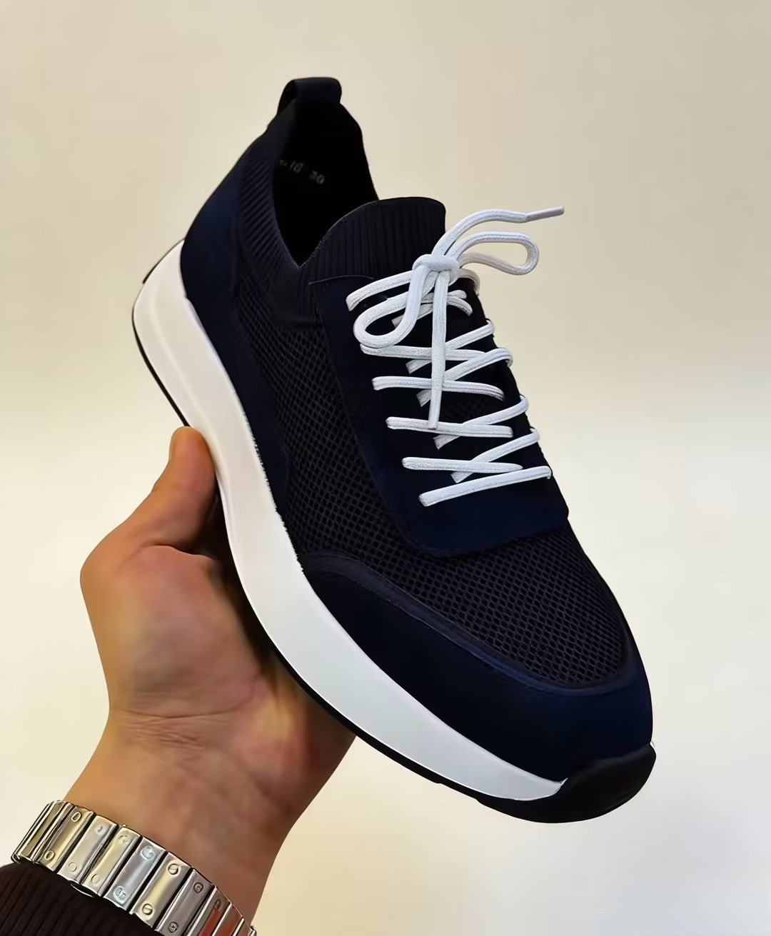 Men's casual breathable sports shoes