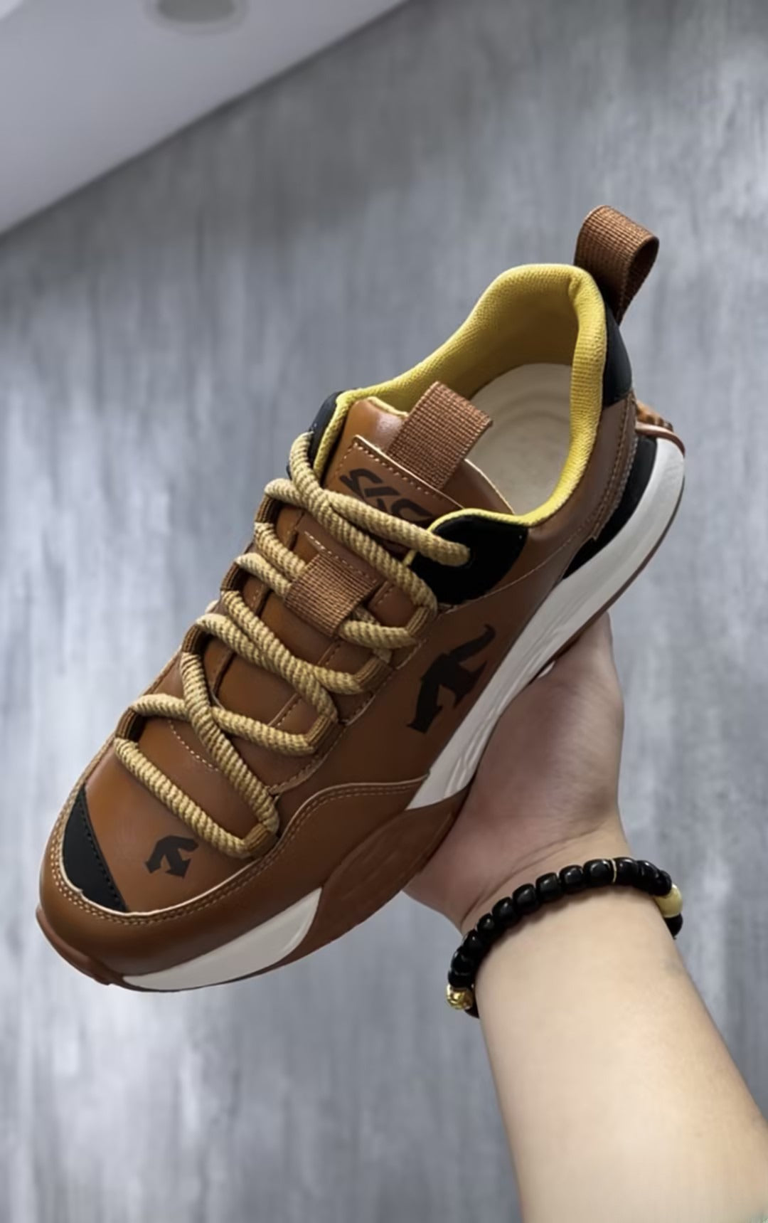 Men's Brown Leather Comfort Sneakers