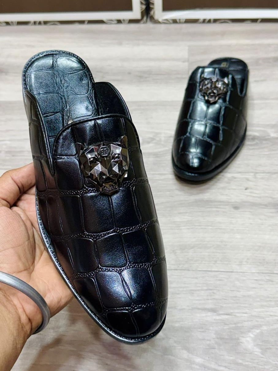 Men's textured leather slippers
