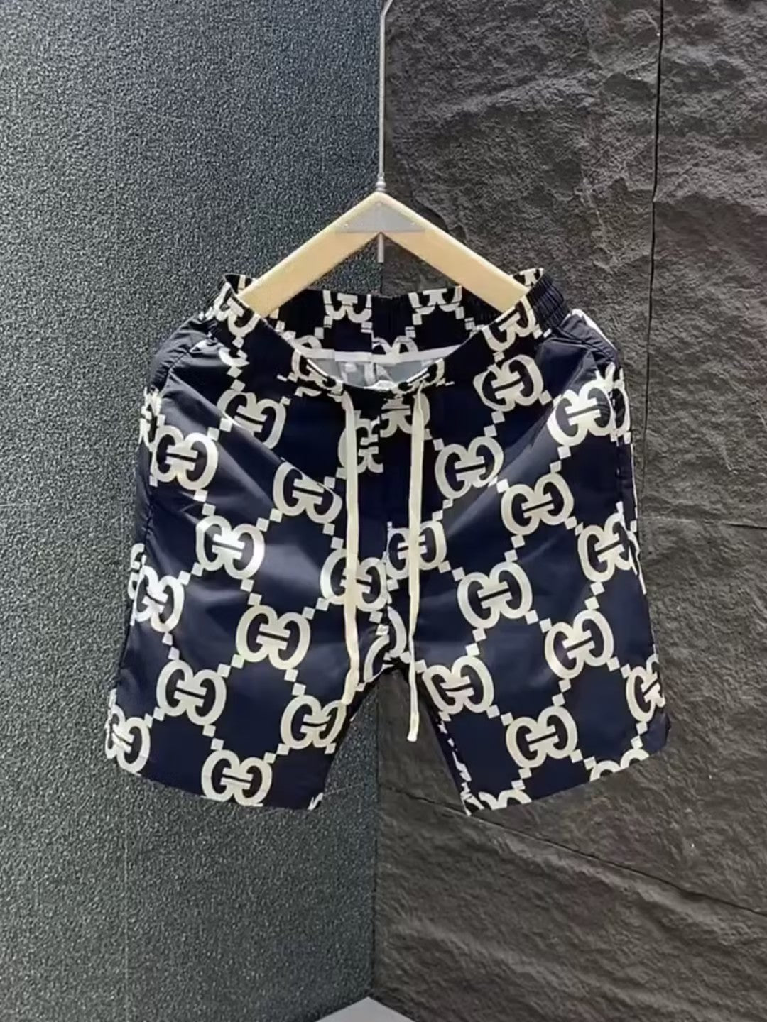 Men's letter print breathable shorts