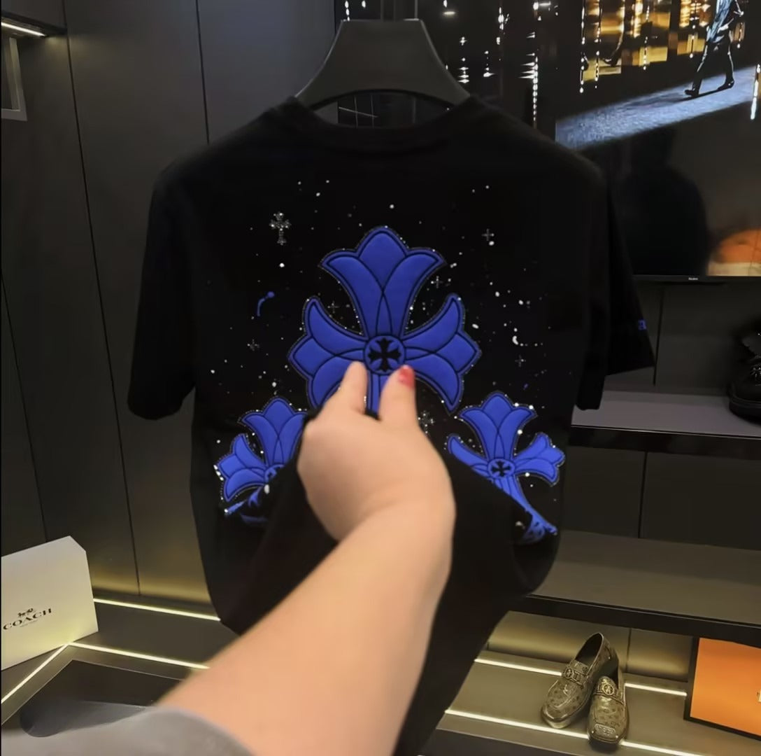 Black and blue color-blocked T-shirt