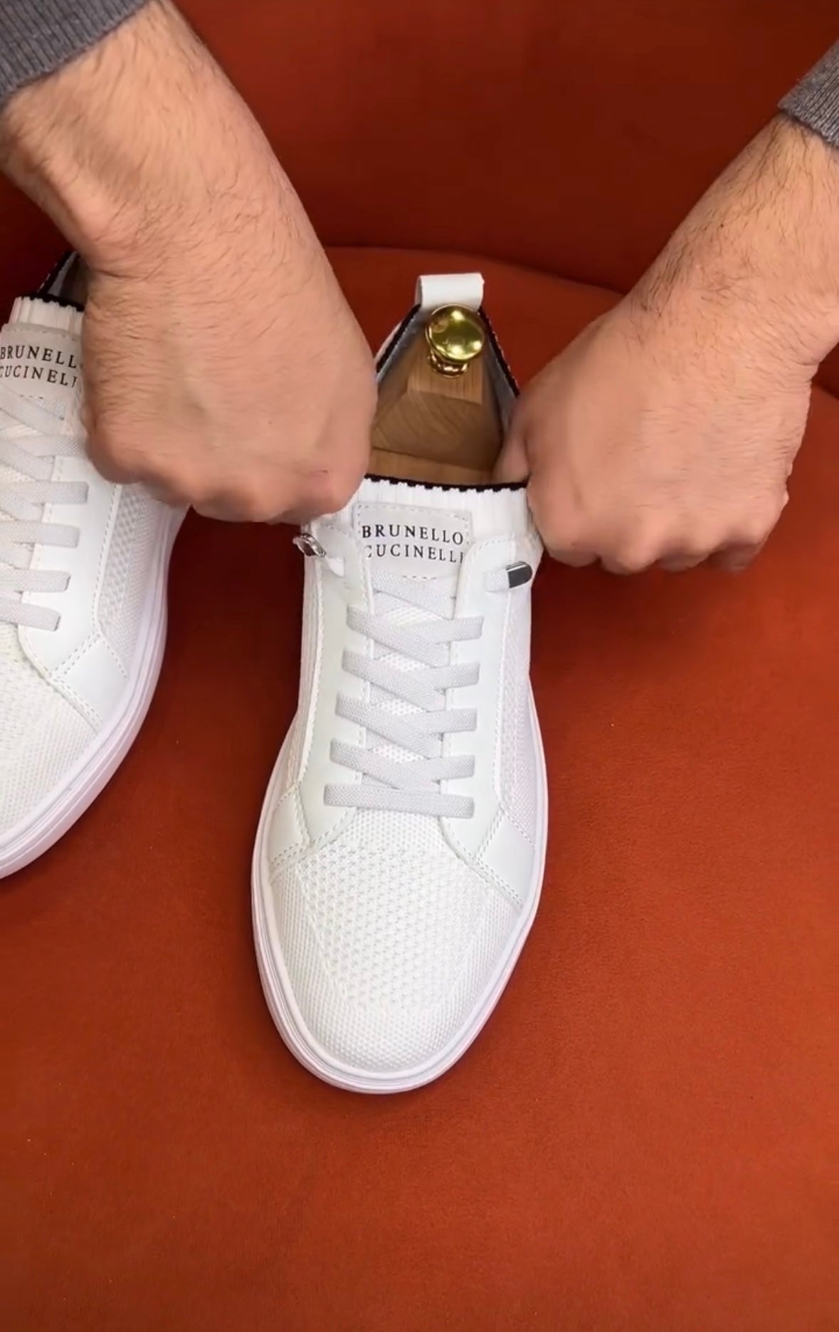 Men's elastic slip-on shoes