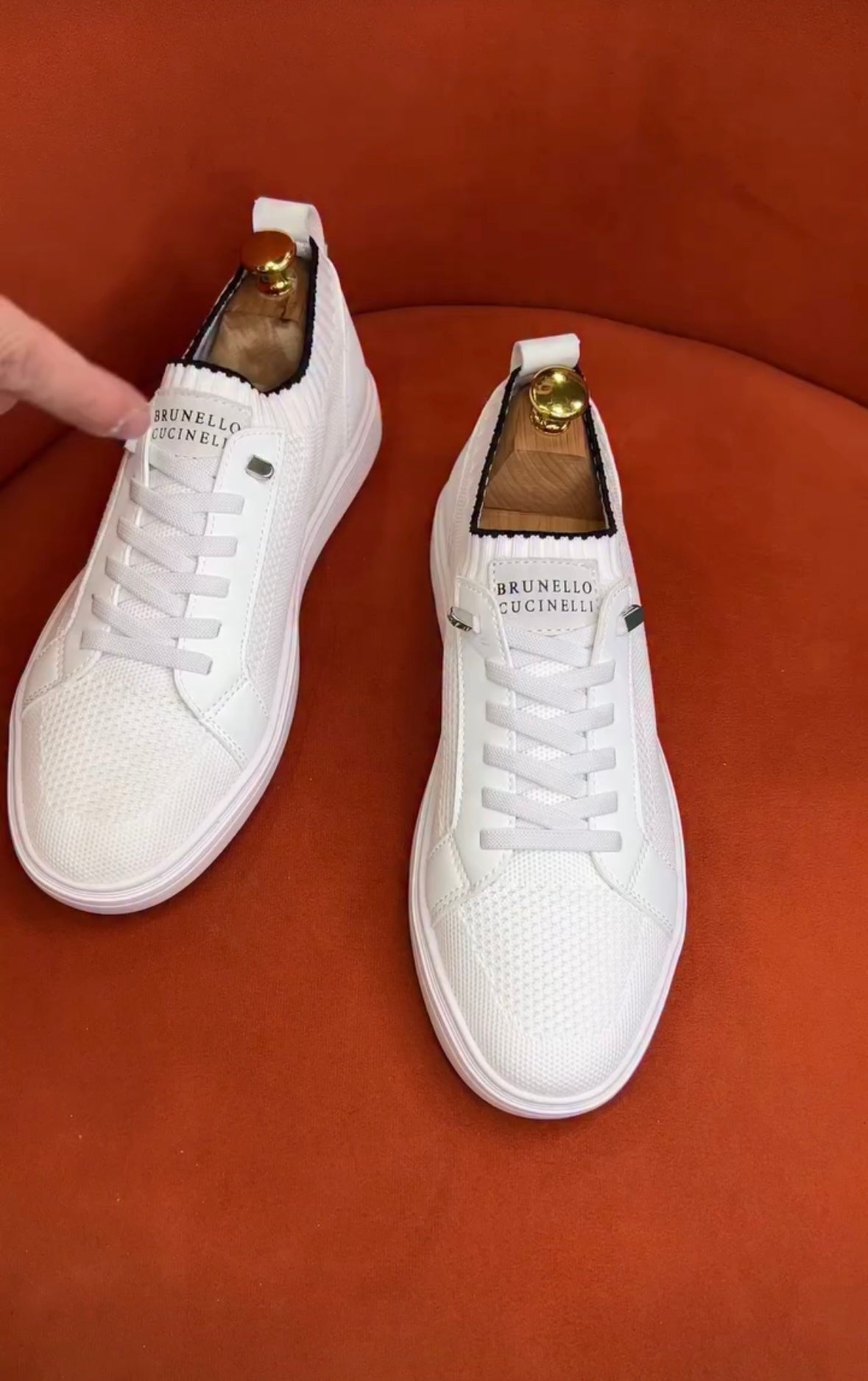 Men's elastic slip-on shoes
