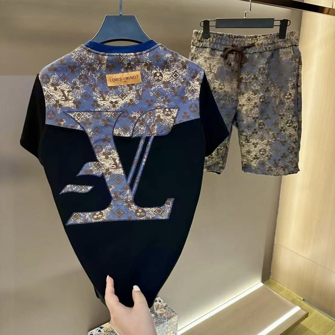 Men's Printed Short-Sleeve and Shorts Set