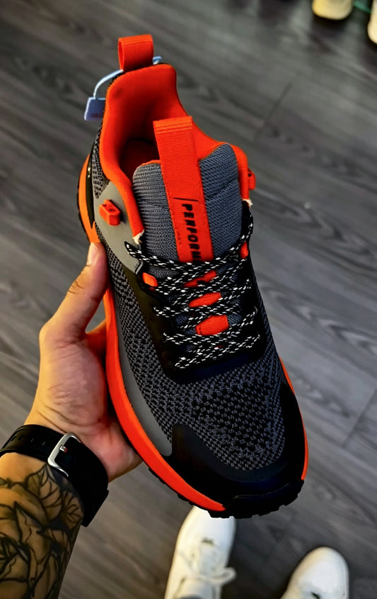 Men's comfortable casual sports shoes